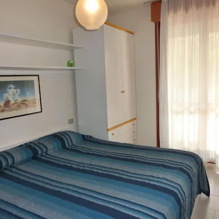 Functional With Shared Pool Apartmán Bibione