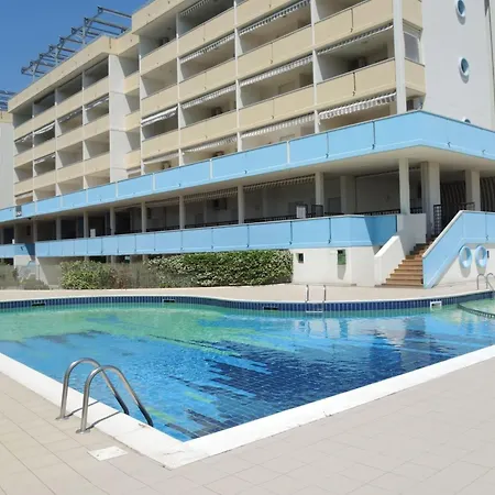 Functional With Shared Pool Appartement *