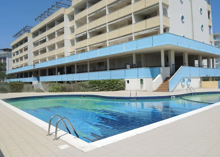 Functional With Shared Pool Appartement *