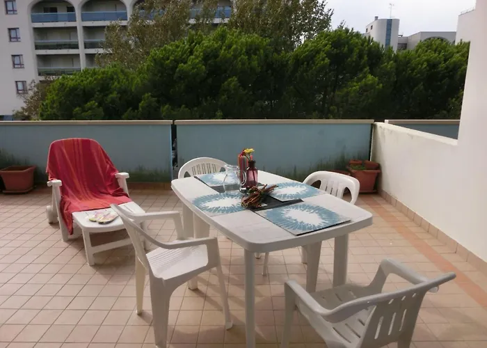Appartement Functional With Shared Pool *