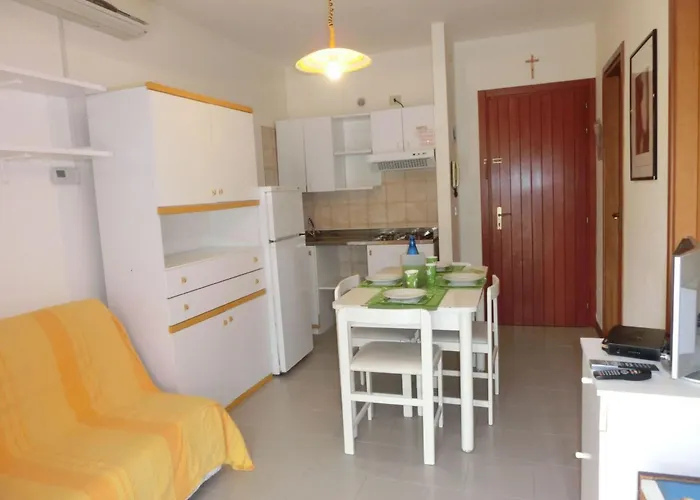 Appartement Functional With Shared Pool *